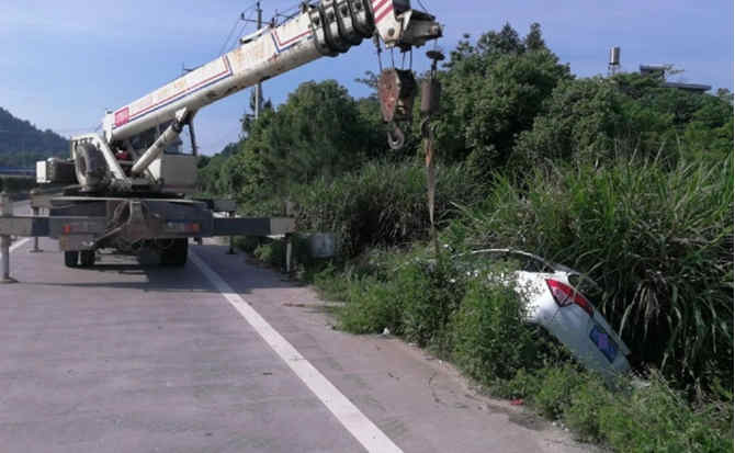 大名重载吊车救援